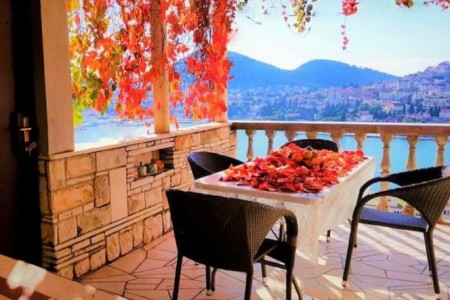 azure loggia retreat dubrovnik